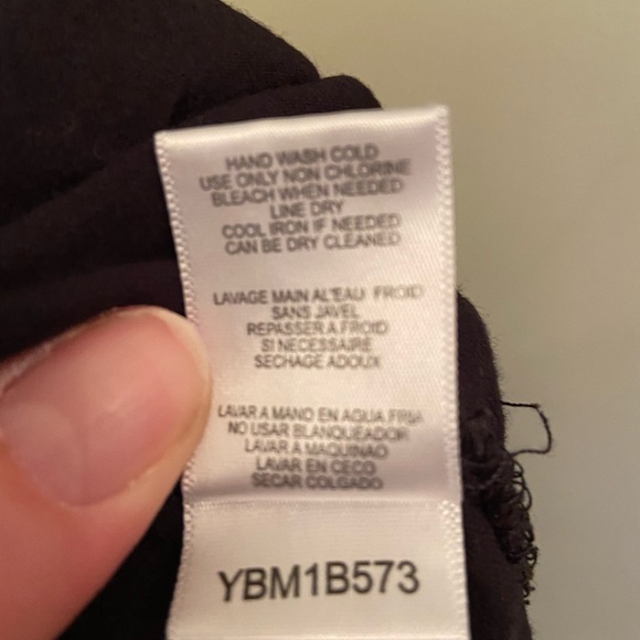 BCBGeneration sleeveless top - Picture 8 of 8